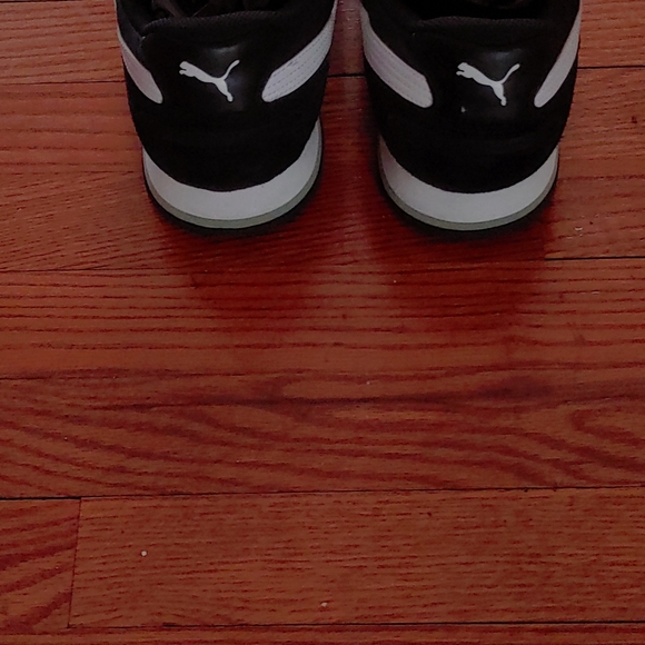 Puma Runners - Picture 5 of 6